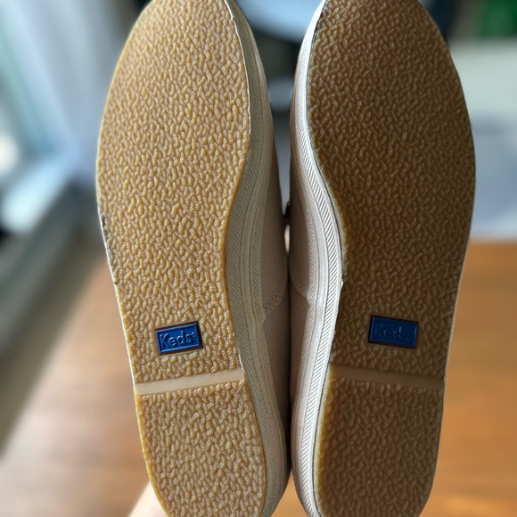 Kate spade x keds. Classic champion keds lace up style. NWOT - Picture 6 of 10